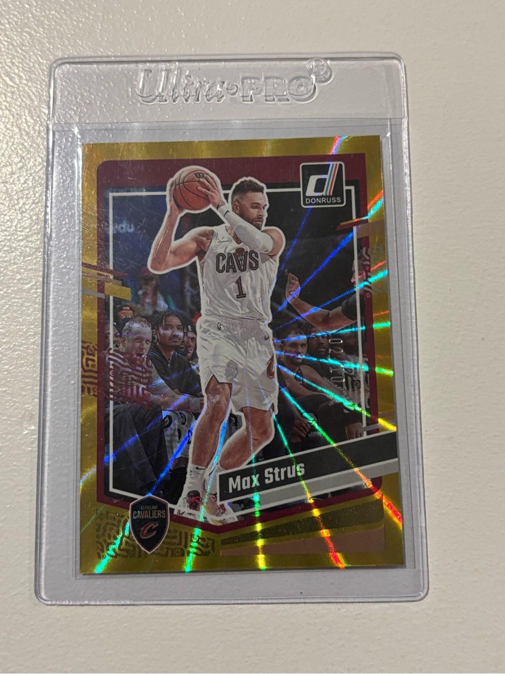 2023-24 Donruss Max Strus /10 Gold Laser Holo Cavaliers SSP